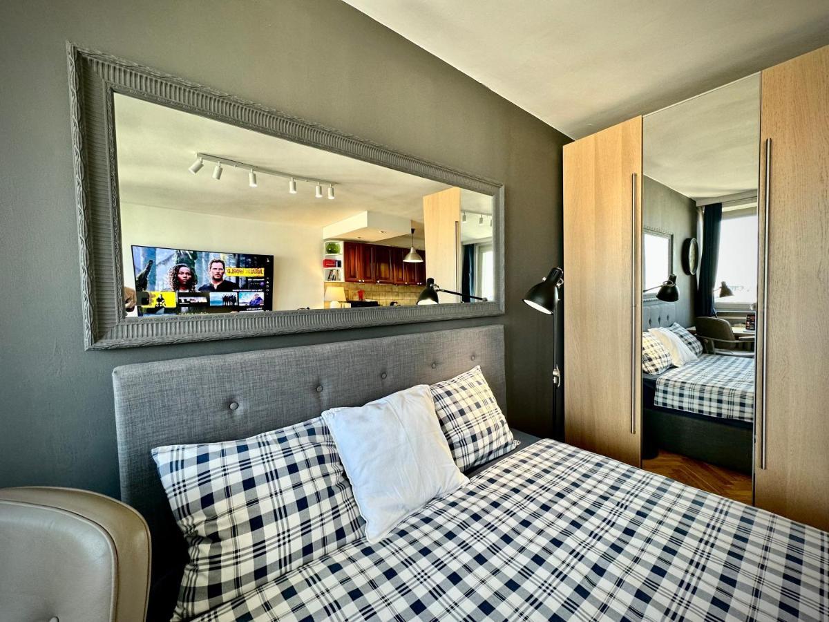 Super Apartament White Warszawa 2X Metro Scisle Centrum Wifi 300 Mbs New Buitenkant foto